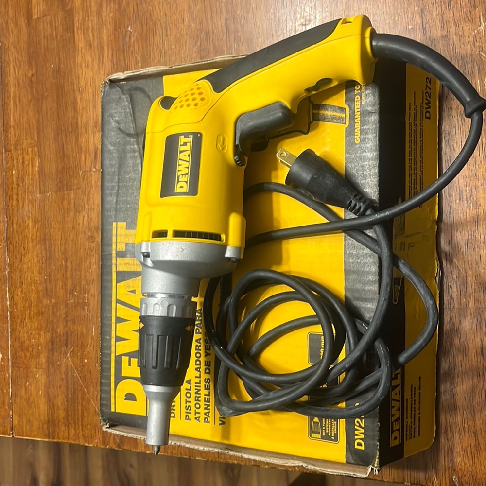 Dewalt Drywall Scrugun Tools
